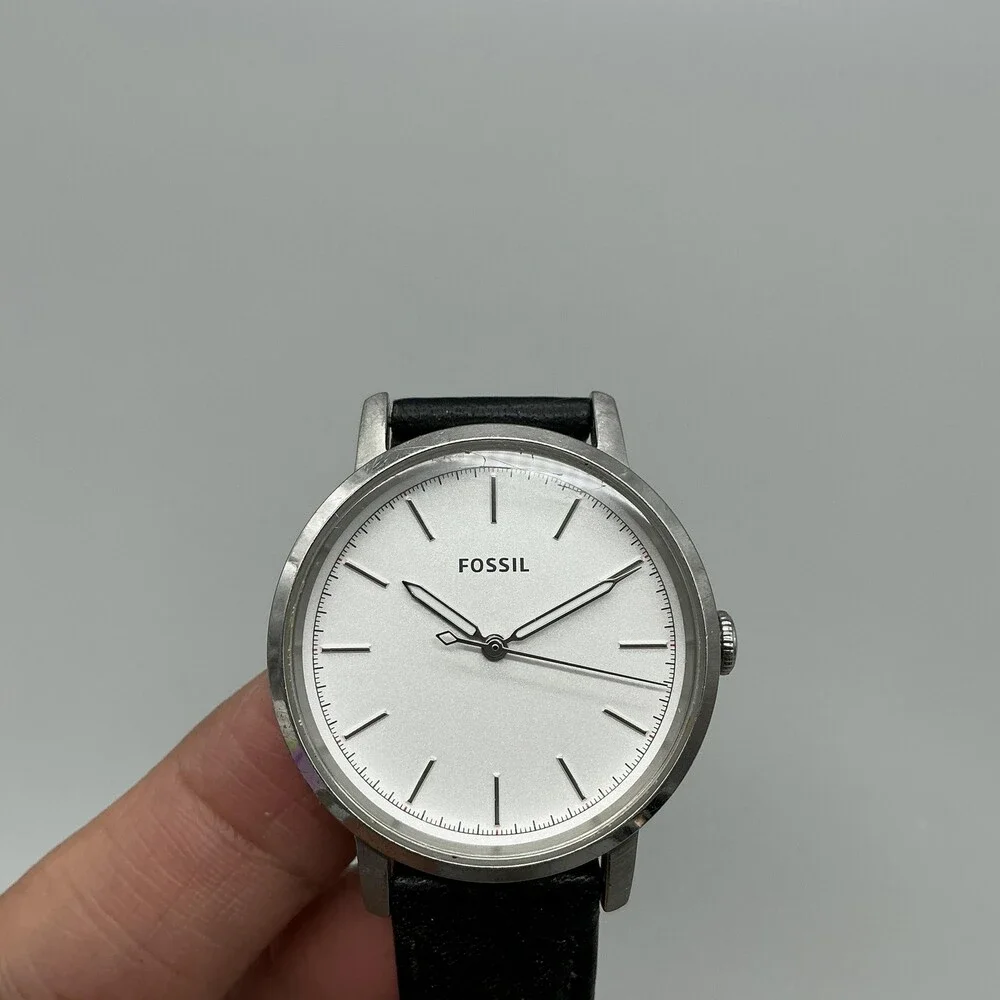Fossil ES4186 Neely Womens Watch 33mm Silver Tone Black Leather New Battery